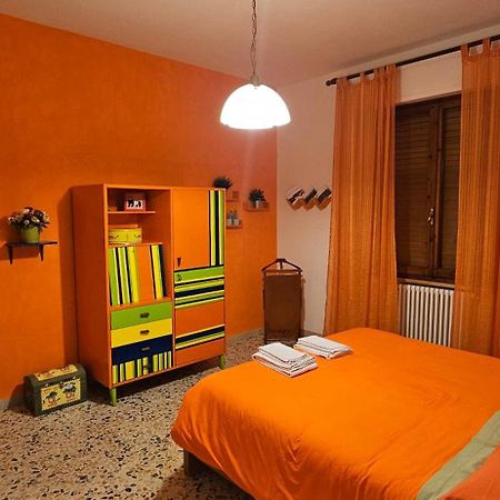 シエーナLa Casina Di Joアパートメント エクステリア 写真