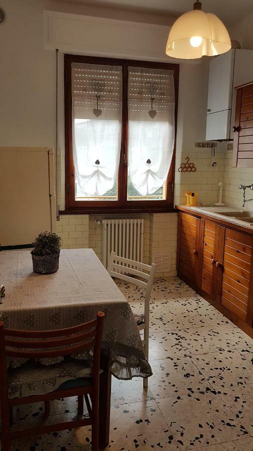 シエーナLa Casina Di Joアパートメント エクステリア 写真
